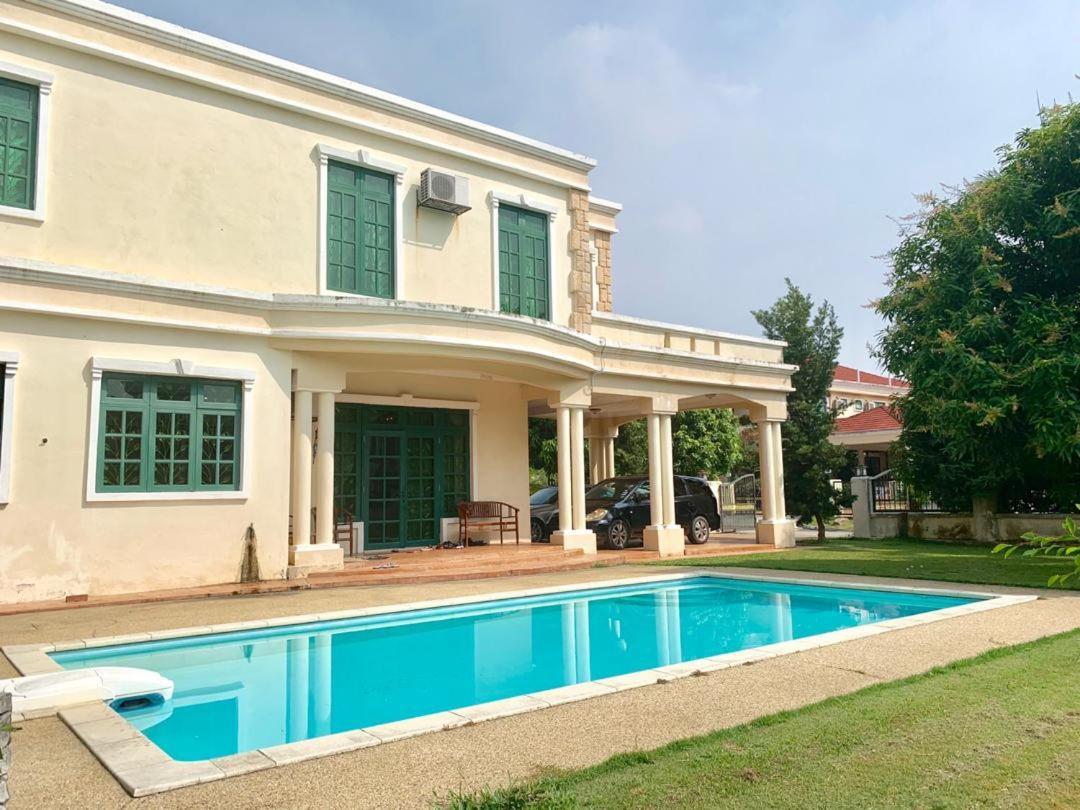 Villa Shamir Szepang Kültér fotó